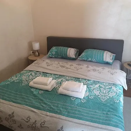 Lux Boris Apartament *